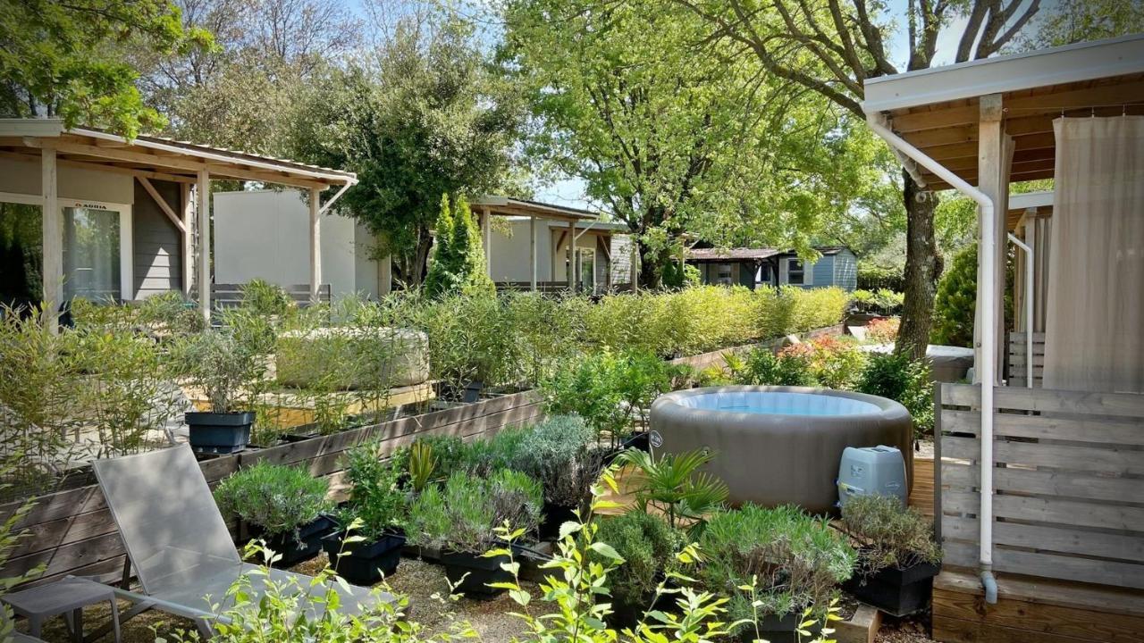 Boutique Mobile Homes Ulikarovinj (Adults Only) Экстерьер фото