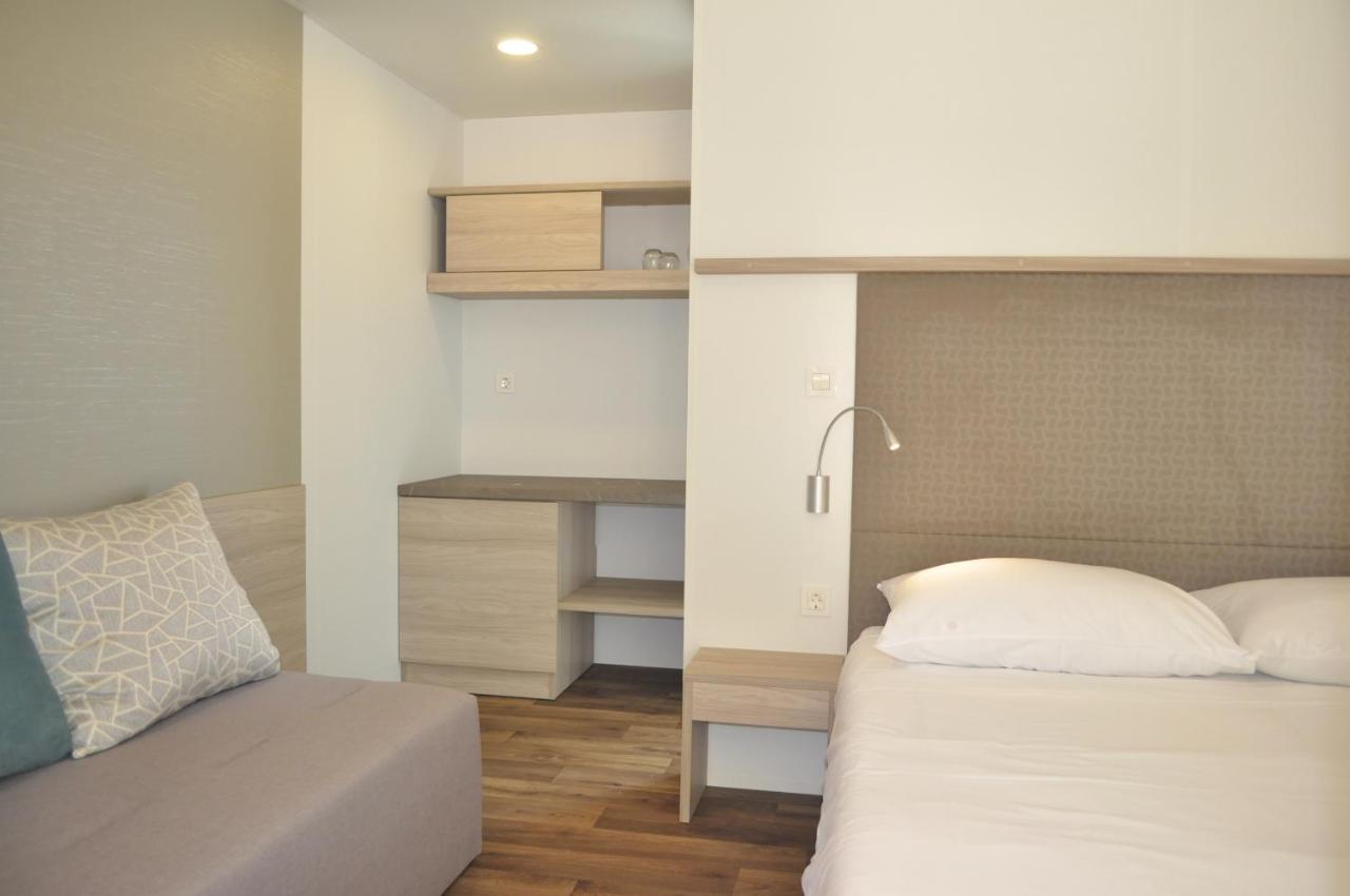 Boutique Mobile Homes Ulikarovinj (Adults Only) Экстерьер фото